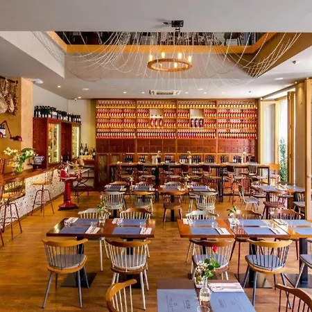 Princ Heritage Split